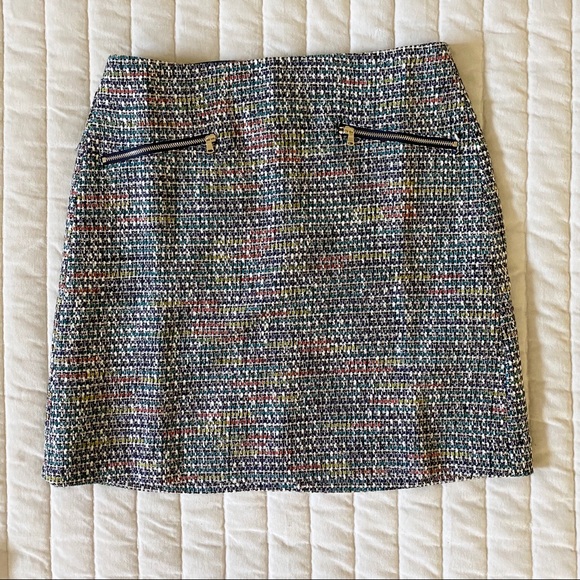 LOFT Tweed Zip Pocket Shift Skirt - Picture 2 of 7